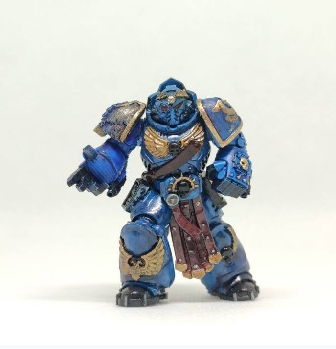 Warhammer 40K miniature — 4 cm